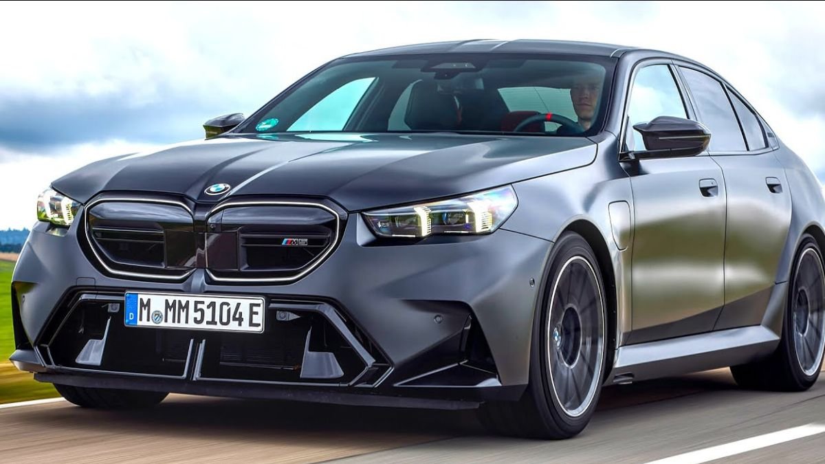 BMW M5 2025
